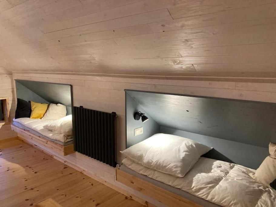 Gemuetliches Holzhaus Am See Warin ภายนอก รูปภาพ